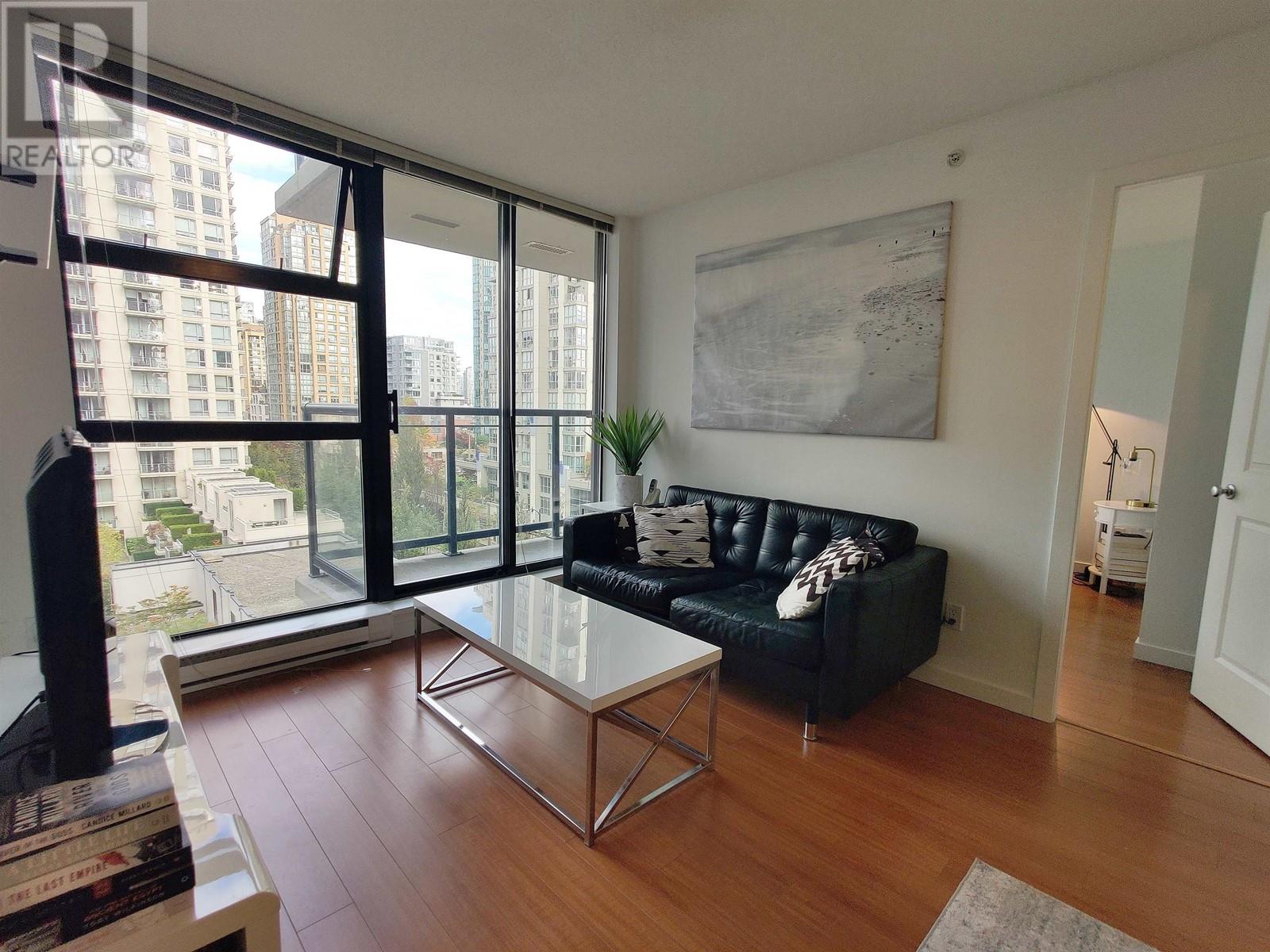 Listing Picture 16 of 25 : 802 1295 RICHARDS STREET, Vancouver / 溫哥華 - 魯藝地產 Yvonne Lu Group - MLS Medallion Club Member