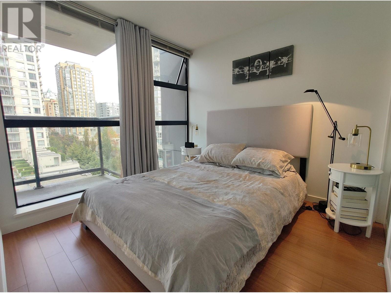 Listing Picture 17 of 25 : 802 1295 RICHARDS STREET, Vancouver / 溫哥華 - 魯藝地產 Yvonne Lu Group - MLS Medallion Club Member