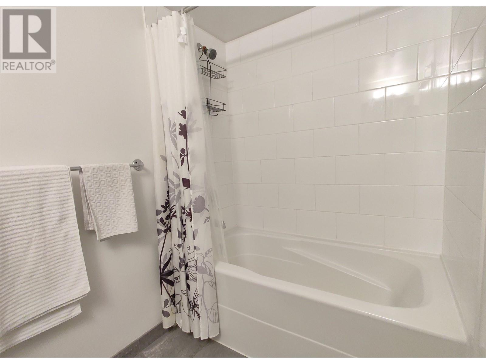 Listing Picture 22 of 25 : 802 1295 RICHARDS STREET, Vancouver / 溫哥華 - 魯藝地產 Yvonne Lu Group - MLS Medallion Club Member