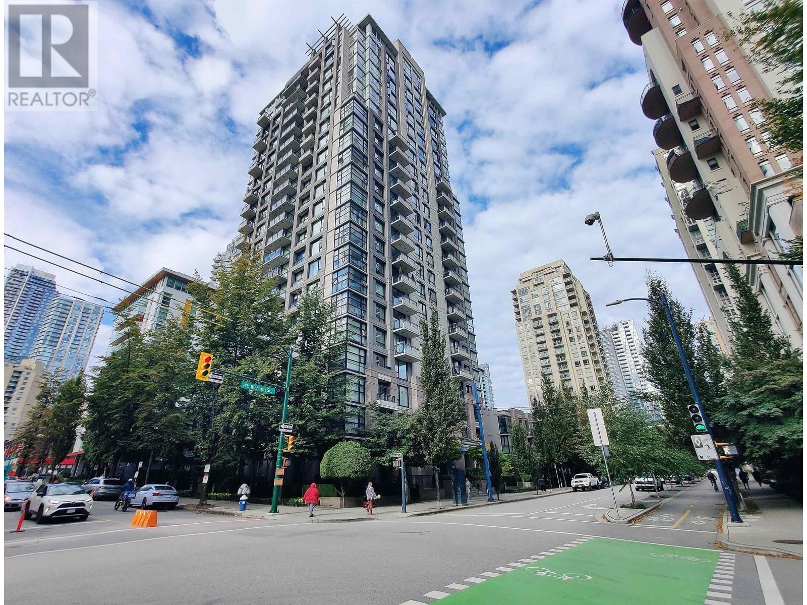 Listing Picture 5 of 25 : 802 1295 RICHARDS STREET, Vancouver / 溫哥華 - 魯藝地產 Yvonne Lu Group - MLS Medallion Club Member