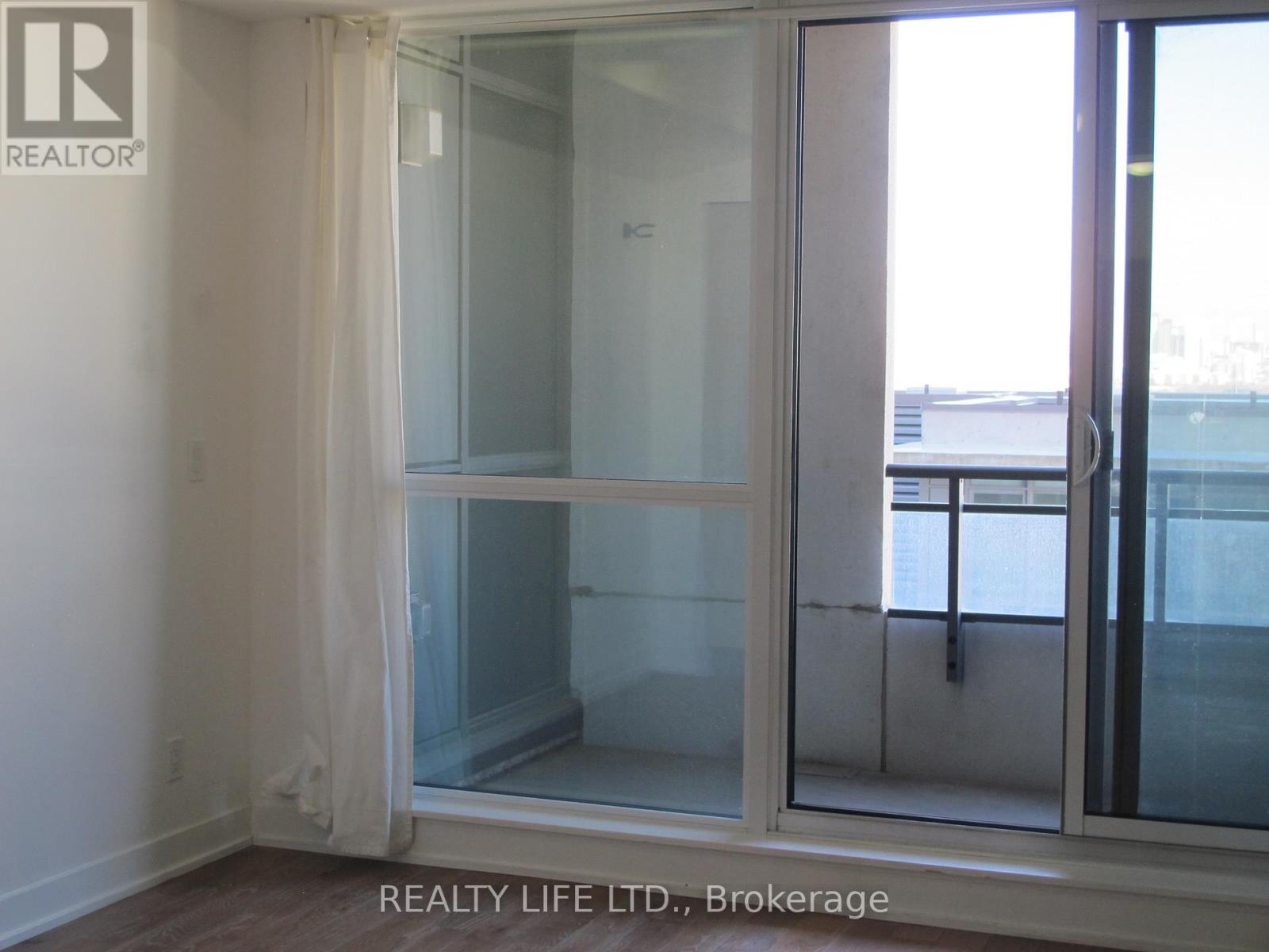 904 - 20 Minowan Miikan Lane, Toronto, Ontario  M6J 0E5 - Photo 15 - C12013257