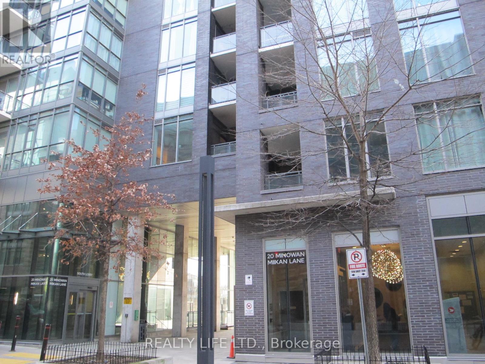 Property at 904 - 20 MINOWAN MIIKAN LANE image 2