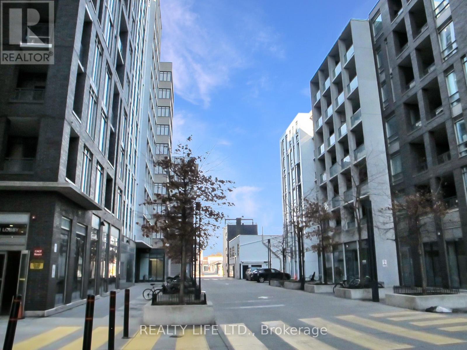 Property at 904 - 20 MINOWAN MIIKAN LANE image 4