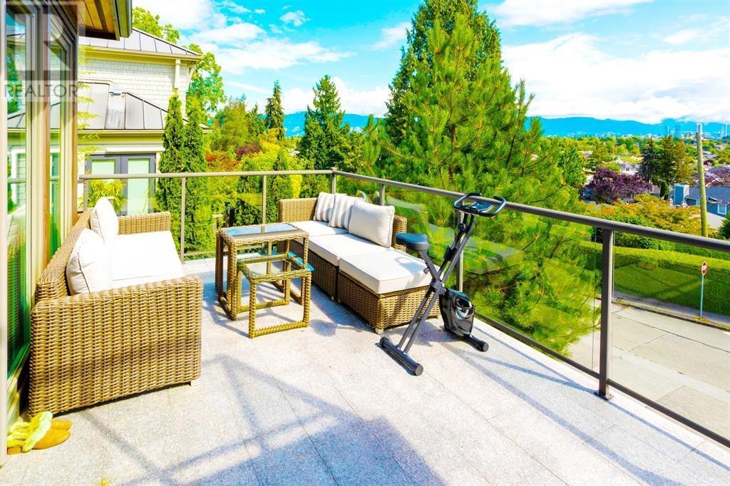 4085 Puget Drive, Vancouver, British Columbia  V6L 2V3 - Photo 10 - R2968242