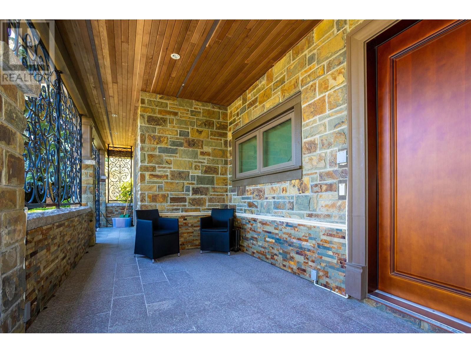 4085 Puget Drive, Vancouver, British Columbia  V6L 2V3 - Photo 12 - R2968242