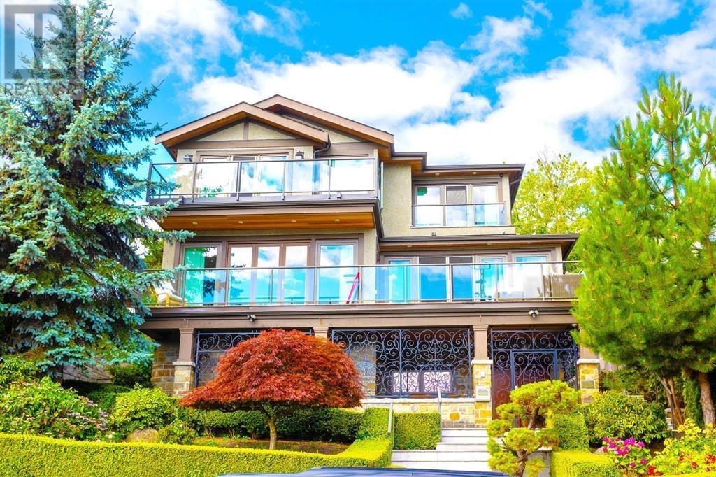 4085 Puget Drive, Vancouver, British Columbia  V6L 2V3 - Photo 2 - R2968242