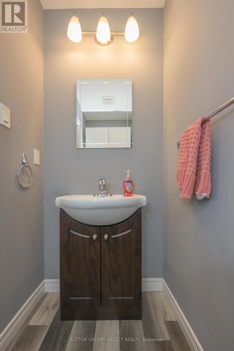 387 Stanley Pk Drive, Central Elgin, Ontario  N5L 1E6 - Photo 28 - X12013378