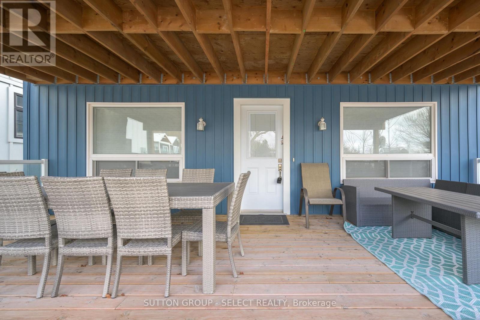 387 Stanley Pk Drive, Central Elgin, Ontario  N5L 1E6 - Photo 6 - X12013378