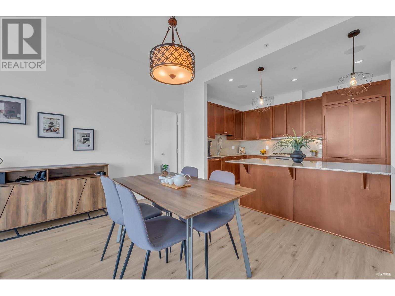 2706 280 Ross Drive, New Westminster, British Columbia  V3L 0C2 - Photo 9 - R2976480