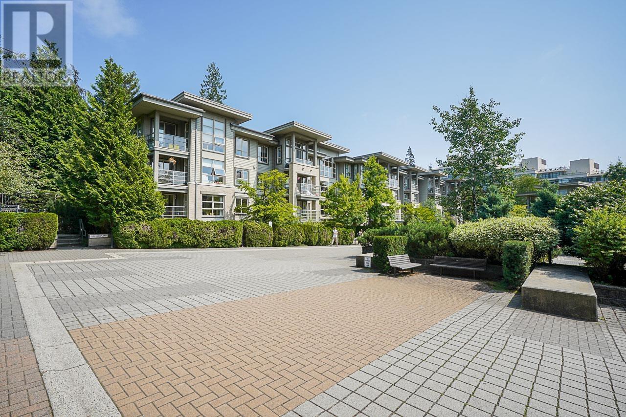 316 9319 UNIVERSITY CRESCENT, Burnaby
