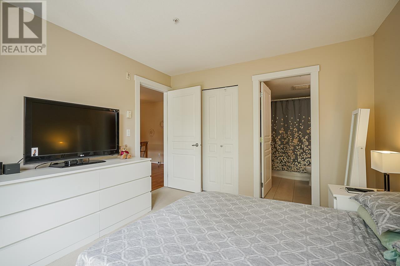 Listing Picture 22 of 40 : 316 9319 UNIVERSITY CRESCENT, Burnaby / 本拿比 - 魯藝地產 Yvonne Lu Group - MLS Medallion Club Member
