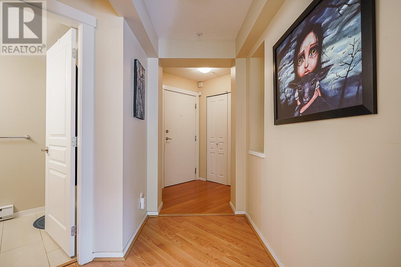 Listing Picture 25 of 40 : 316 9319 UNIVERSITY CRESCENT, Burnaby / 本拿比 - 魯藝地產 Yvonne Lu Group - MLS Medallion Club Member