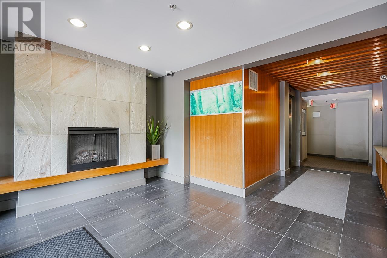 Listing Picture 5 of 40 : 316 9319 UNIVERSITY CRESCENT, Burnaby / 本拿比 - 魯藝地產 Yvonne Lu Group - MLS Medallion Club Member