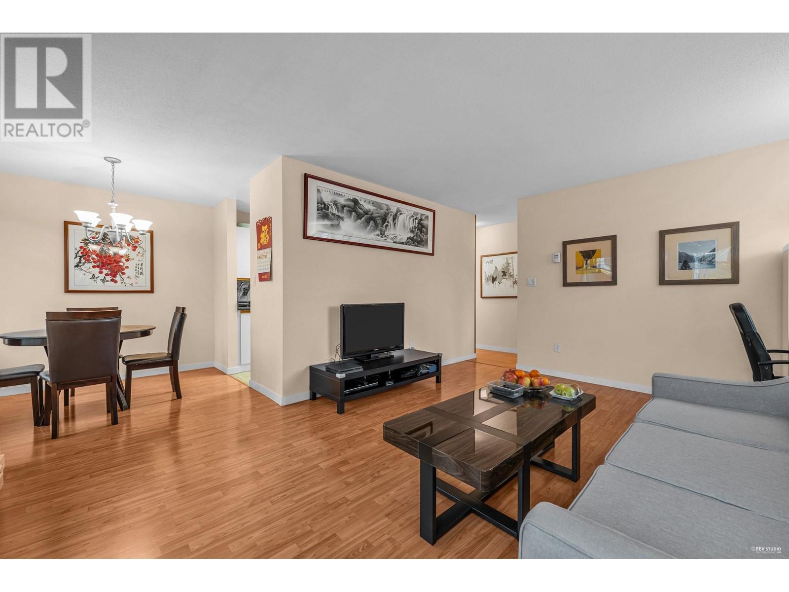 Listing Picture 4 of 32 : 211 7751 MINORU BOULEVARD, Richmond / 烈治文 - 魯藝地產 Yvonne Lu Group - MLS Medallion Club Member