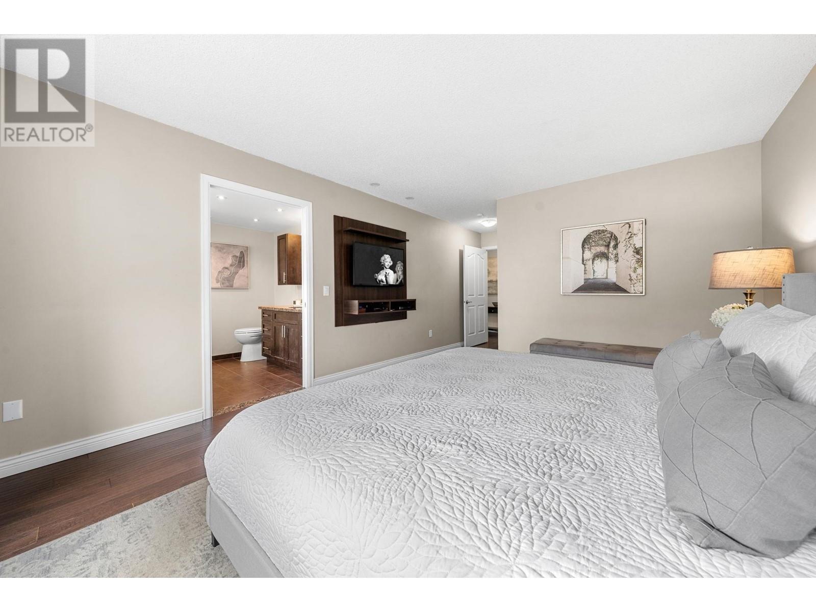 863 Roche Point Drive, North Vancouver, British Columbia  V7H 2W5 - Photo 23 - R2976490