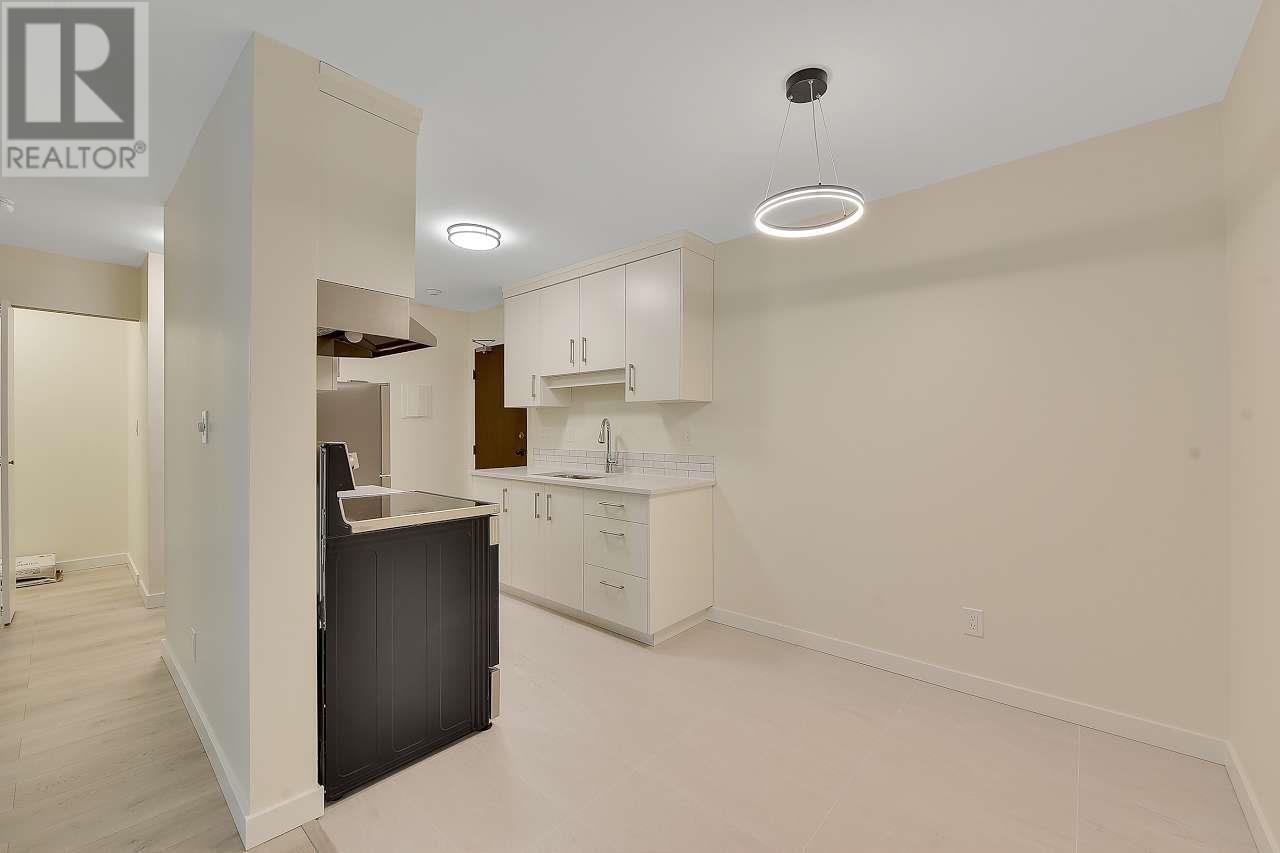 307 1103 Howie Avenue, Coquitlam, British Columbia  V3J 1T9 - Photo 11 - R2976526