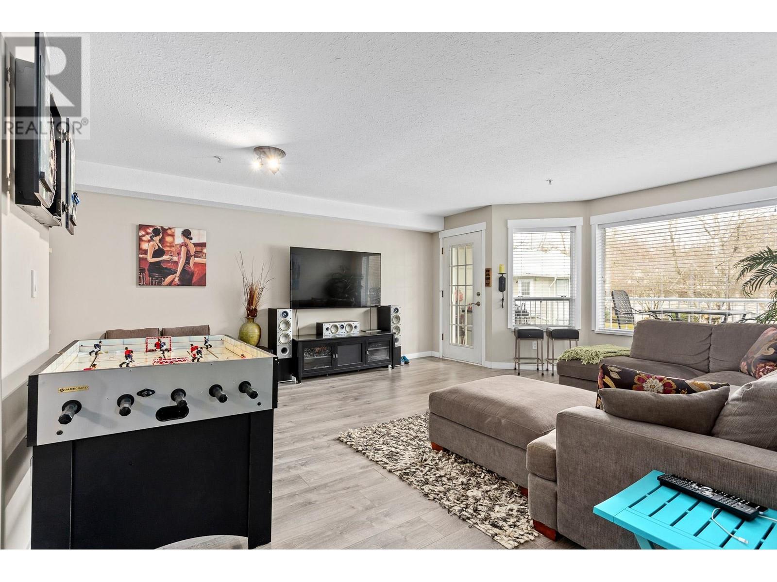 Property at 216 19236 FORD ROAD image 4