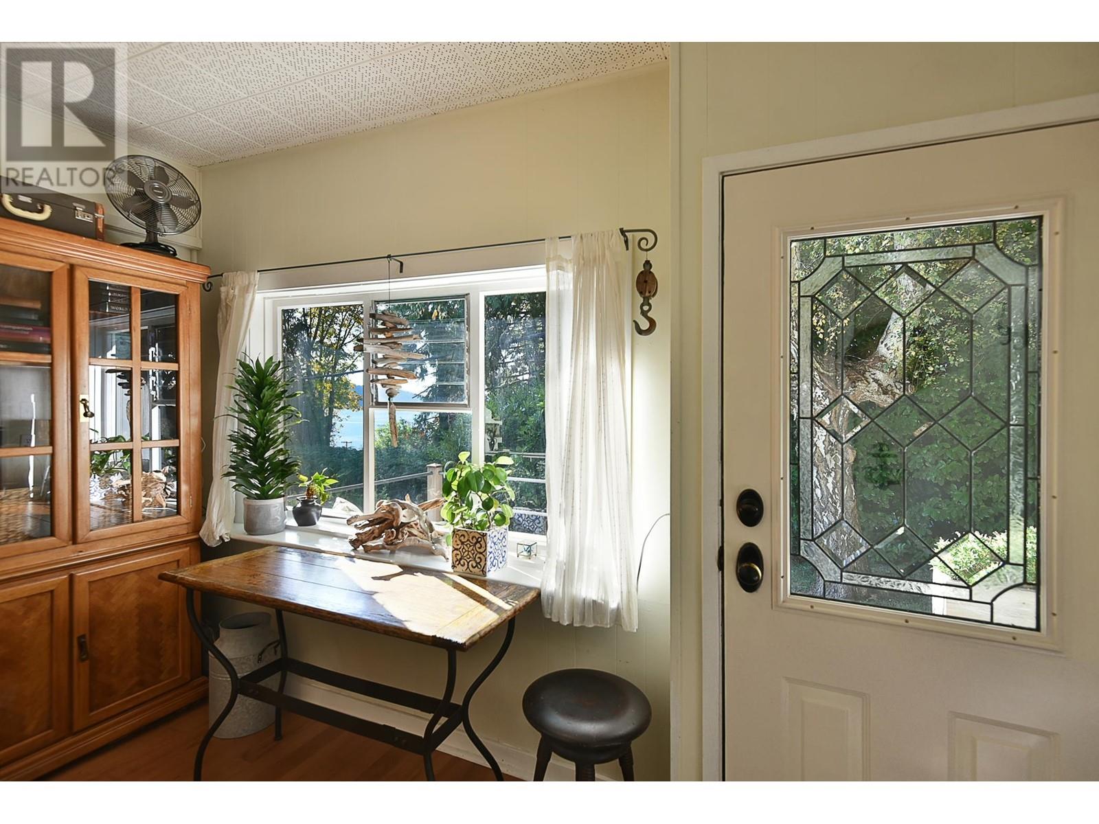 Property at 586 BALS LANE image 5