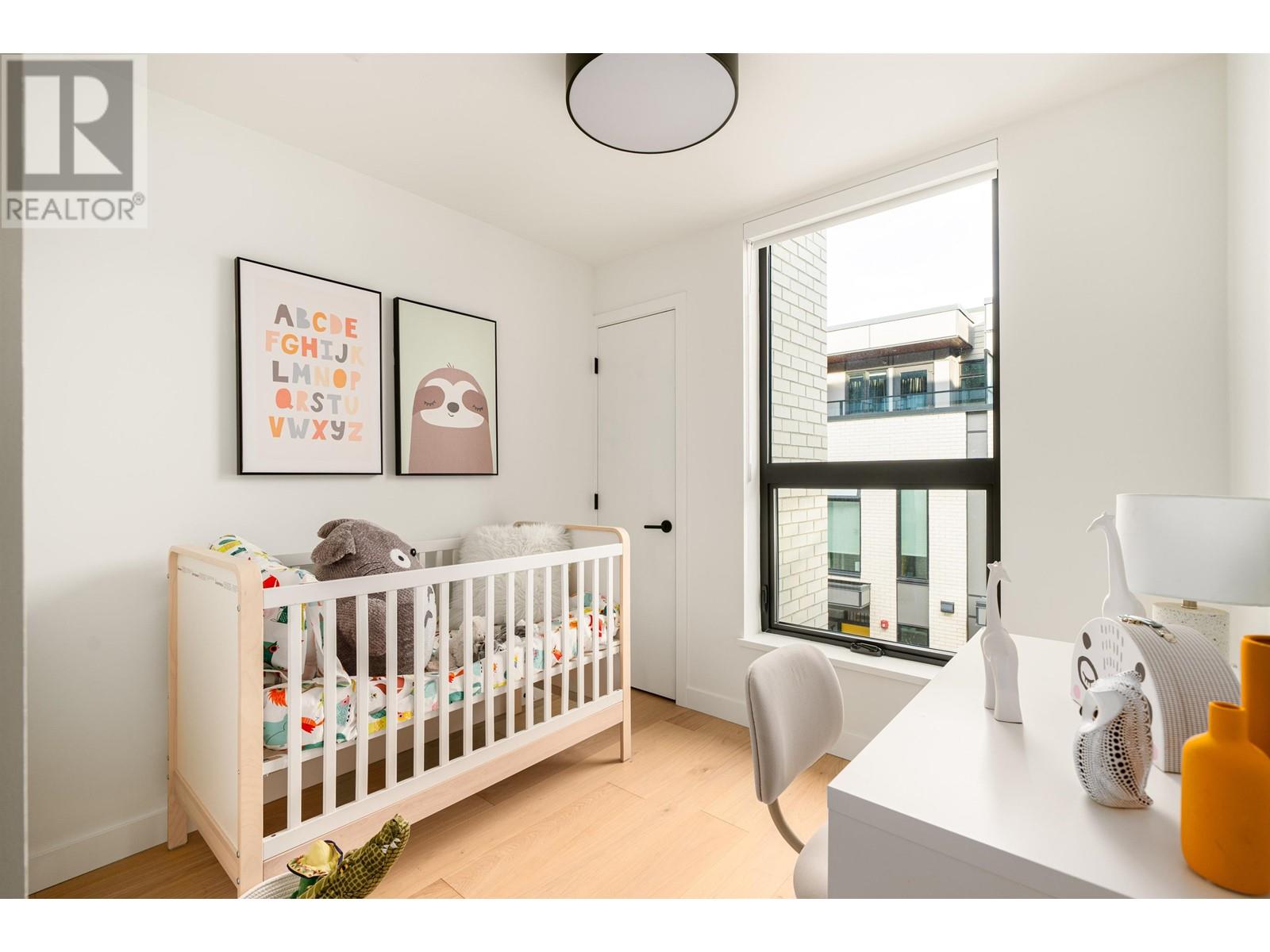 Listing Picture 13 of 16 : 6 6768 OAK STREET, Vancouver / 溫哥華 - 魯藝地產 Yvonne Lu Group - MLS Medallion Club Member