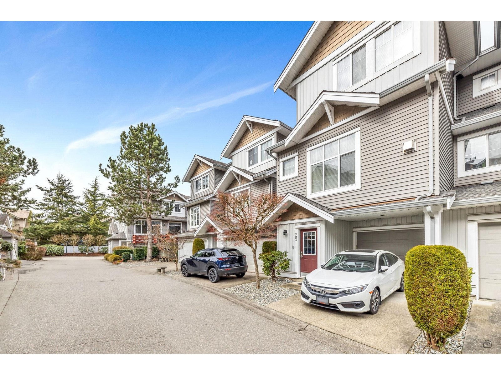 Property at 25 16760 61 AVENUE image 2
