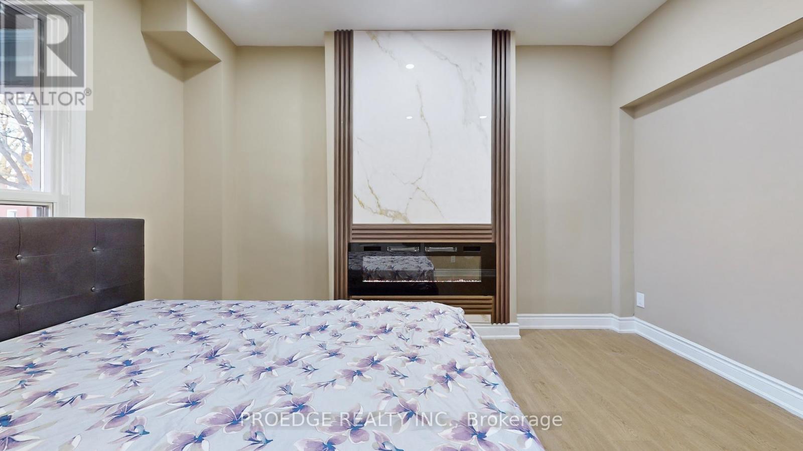 177 Wallace Avenue, Toronto, Ontario  M6H 1V3 - Photo 10 - W12013374