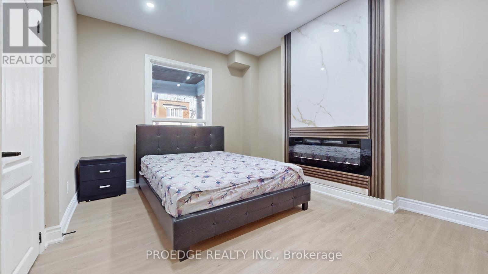 177 Wallace Avenue, Toronto, Ontario  M6H 1V3 - Photo 9 - W12013374