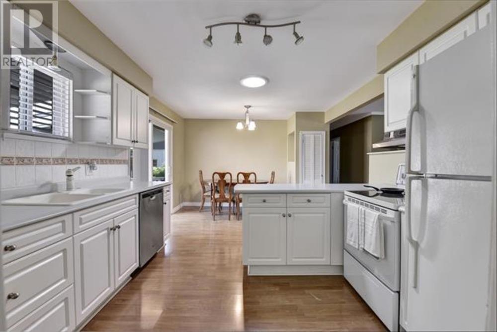 12050 Glenhurst Street, Maple Ridge, British Columbia  V2X 6V9 - Photo 8 - R2975846