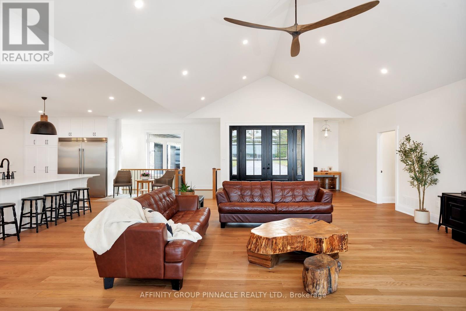 383 Snug Harbour Road, Kawartha Lakes, Ontario  K9V 4R6 - Photo 8 - X12013438