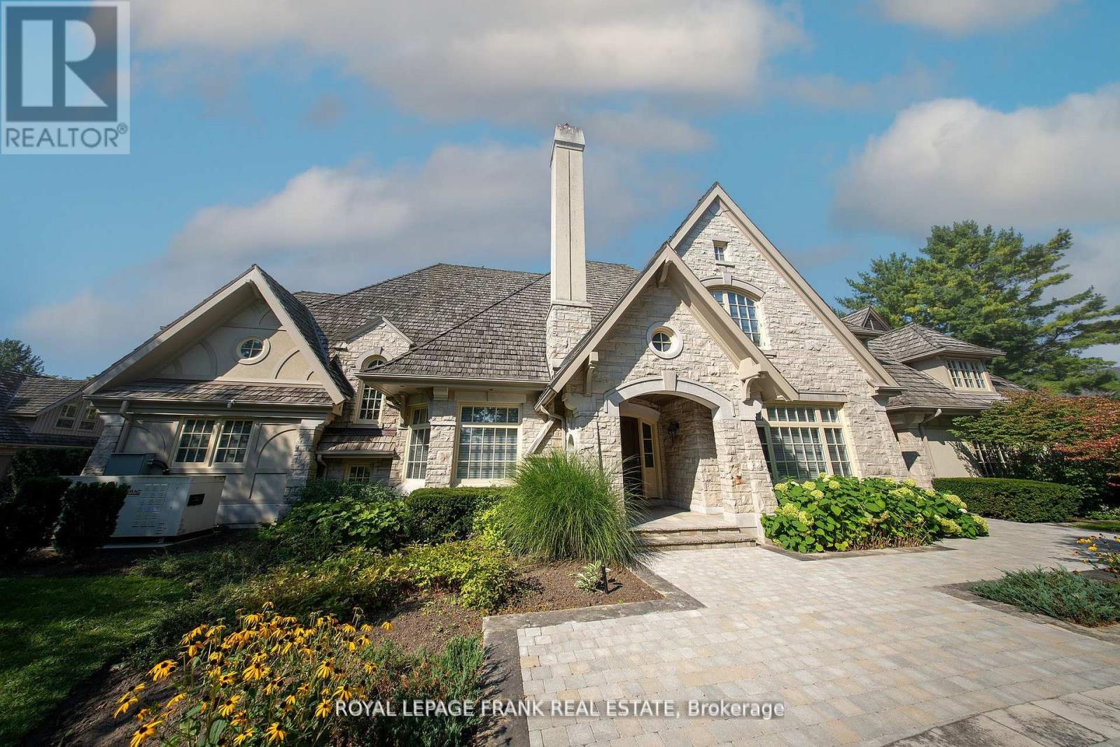 42 BUGGEY LANE, Ajax, Ontario