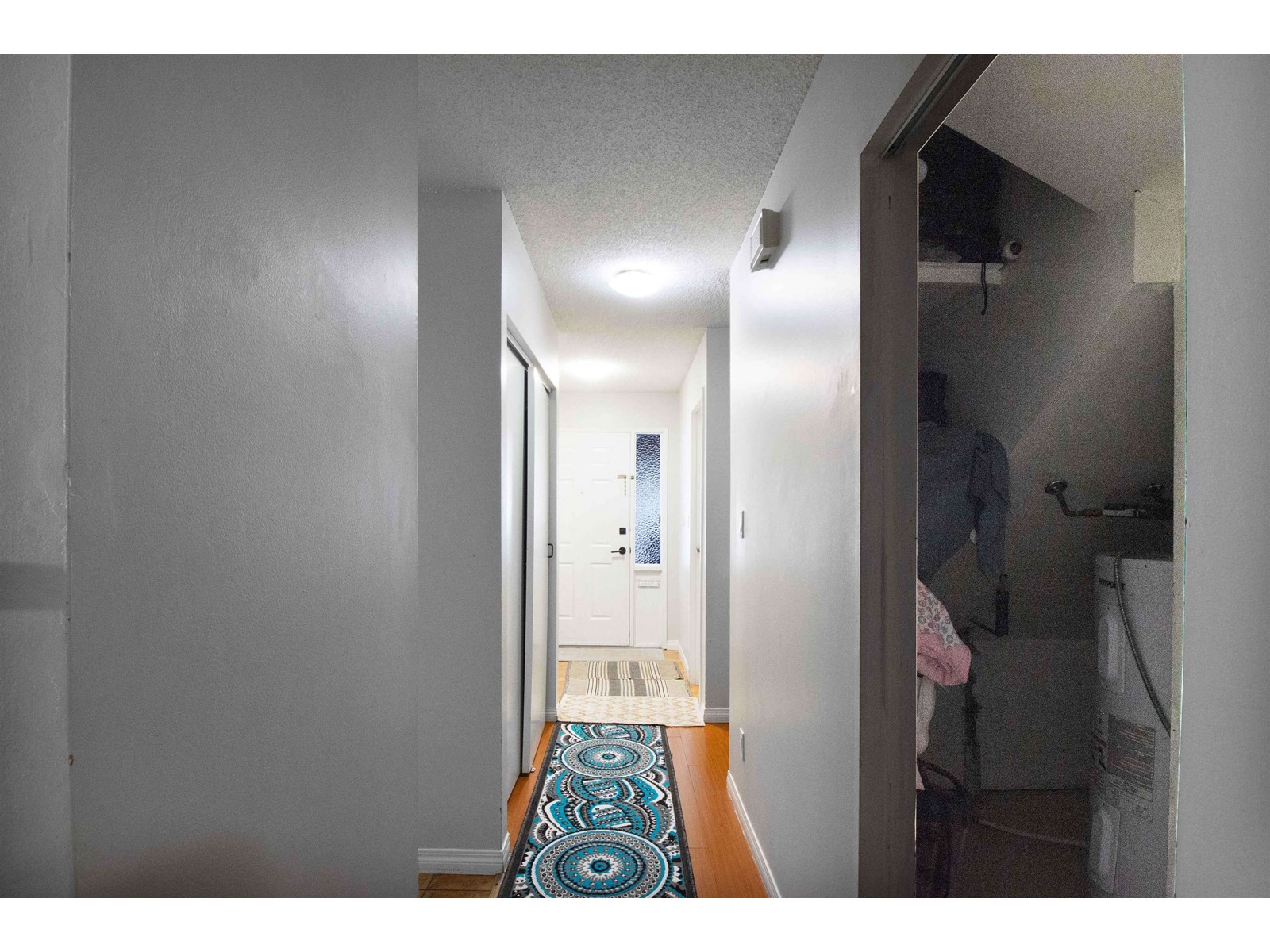 13289 71b Avenue, Surrey, British Columbia  V3W 7Z5 - Photo 9 - R2975362