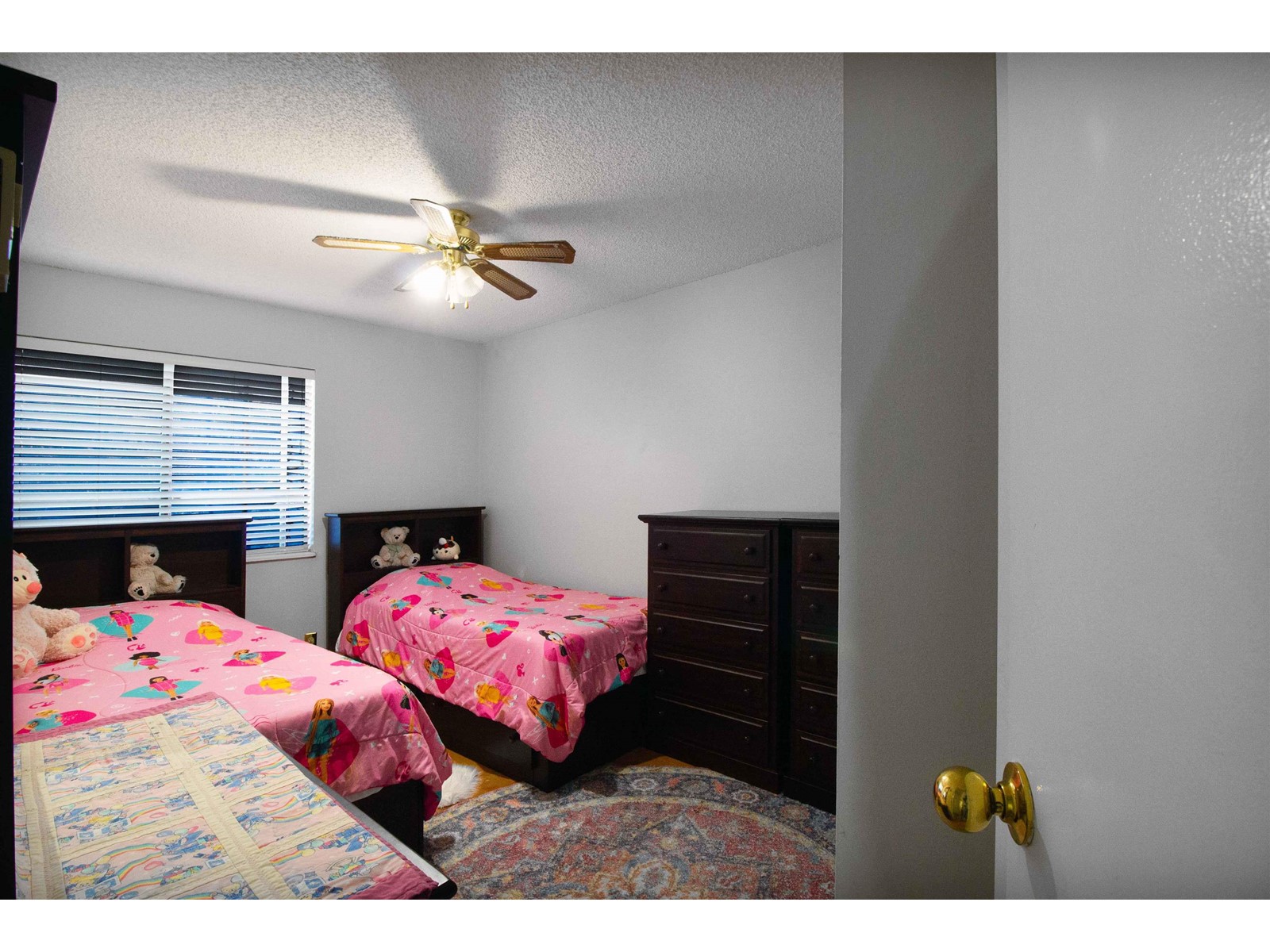 13289 71b Avenue, Surrey, British Columbia  V3W 7Z5 - Photo 5 - R2975362