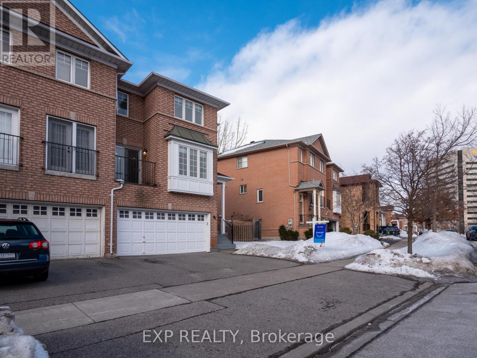 10 Seton Park Road, Toronto (Flemingdon Park), Ontario  M3C 3Z6 - Photo 3 - C11987980