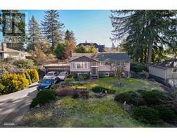 914 GROVER AVENUE, Coquitlam, British Columbia