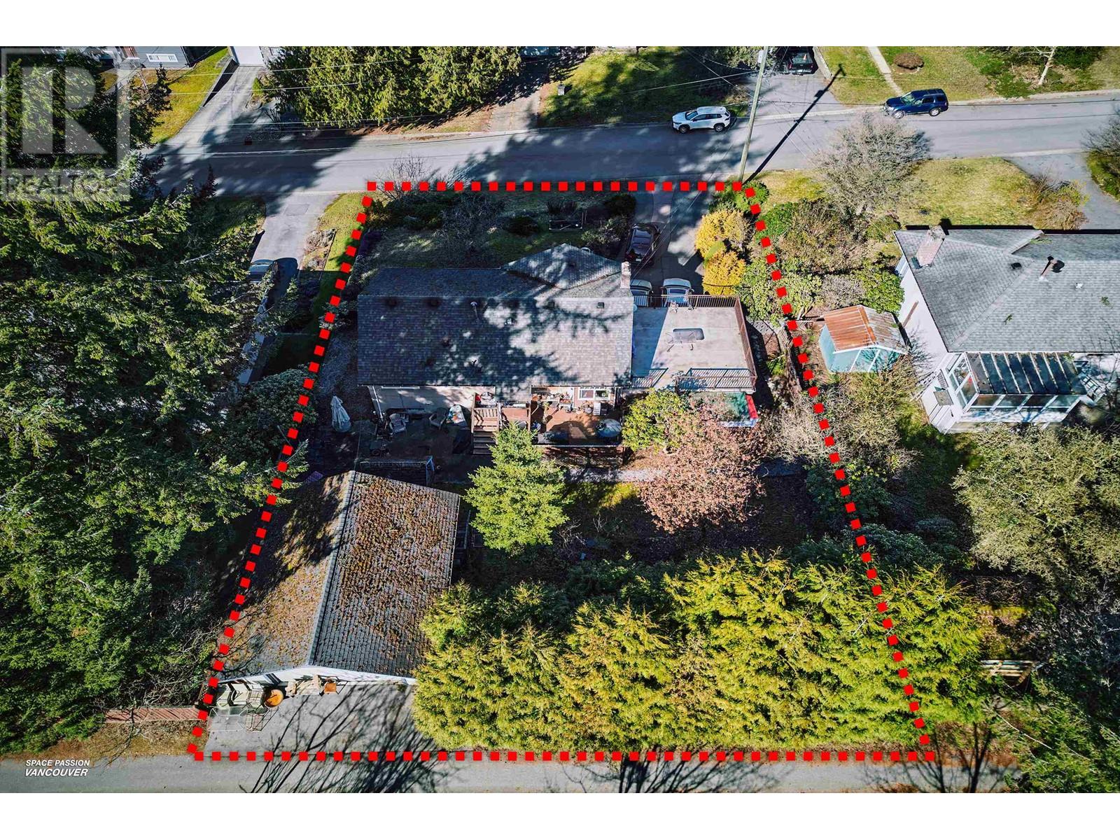 914 Grover Avenue, Coquitlam, British Columbia  V3J 3E3 - Photo 5 - R2975776