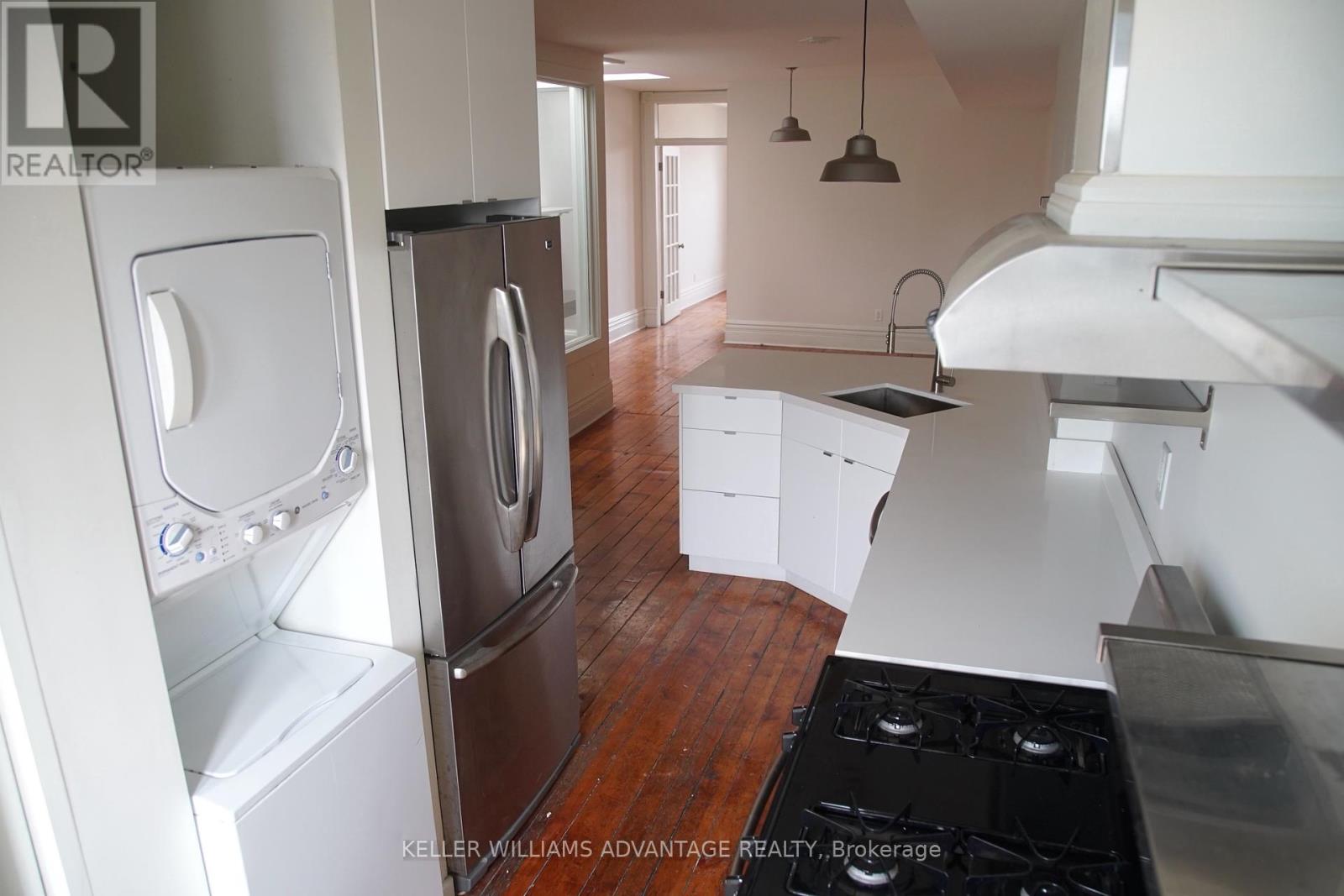 3rd Flr - 134 Ossington Avenue, Toronto, Ontario  M6J 2Z5 - Photo 10 - C12013421