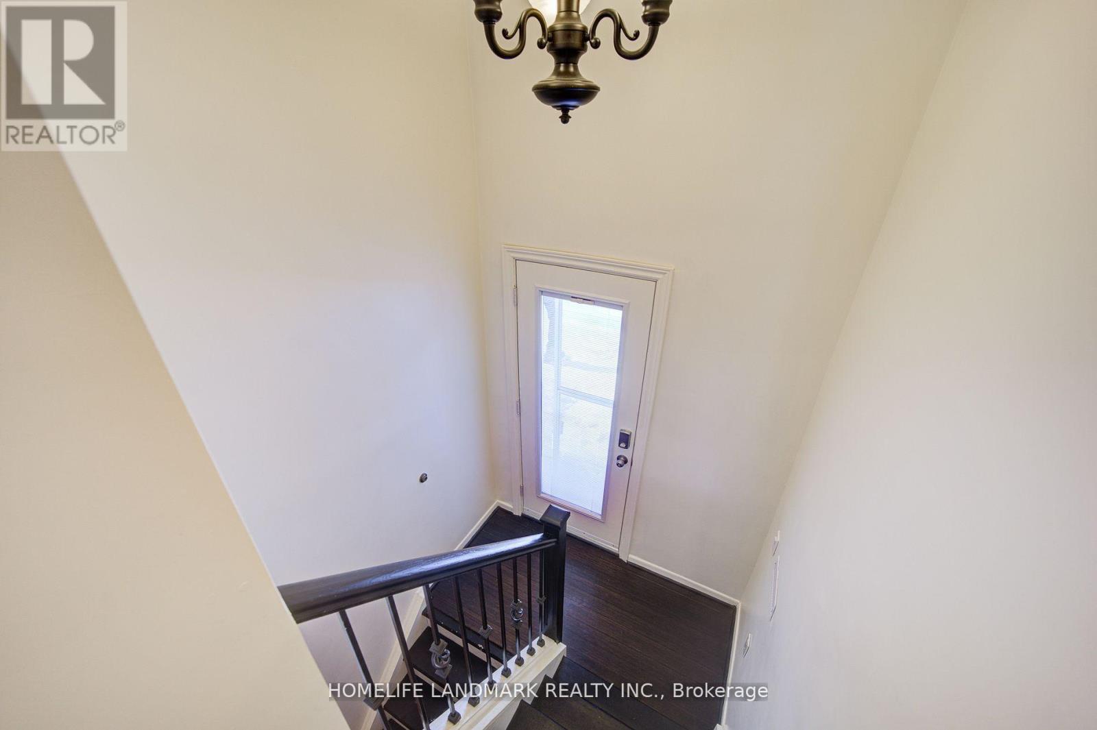 20 Goodview Road, Toronto, Ontario  M2J 2K5 - Photo 24 - C12013442