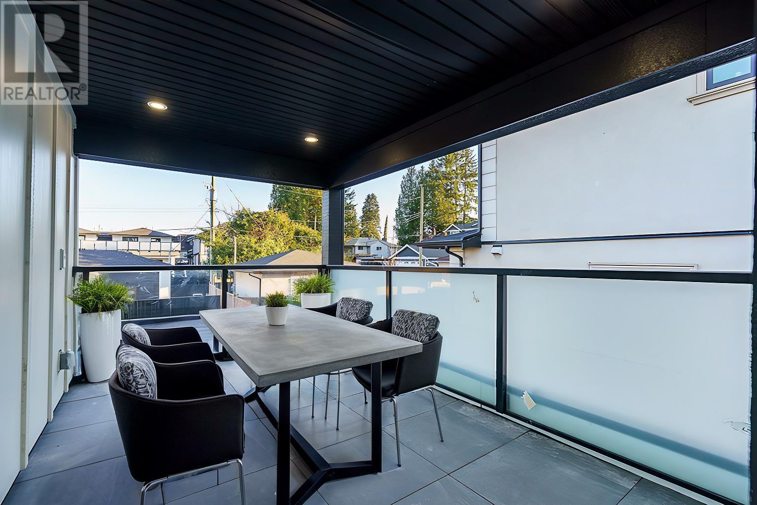 8018 19th Avenue, Burnaby, British Columbia  V3N 1G3 - Photo 32 - R2964671
