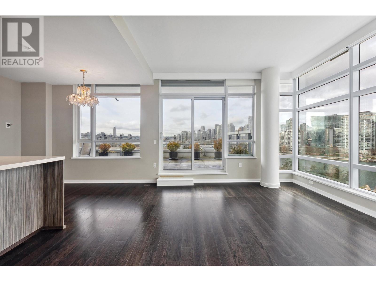 906 1616 Columbia Street, Vancouver, British Columbia  V5Y 0B7 - Photo 2 - R2970933