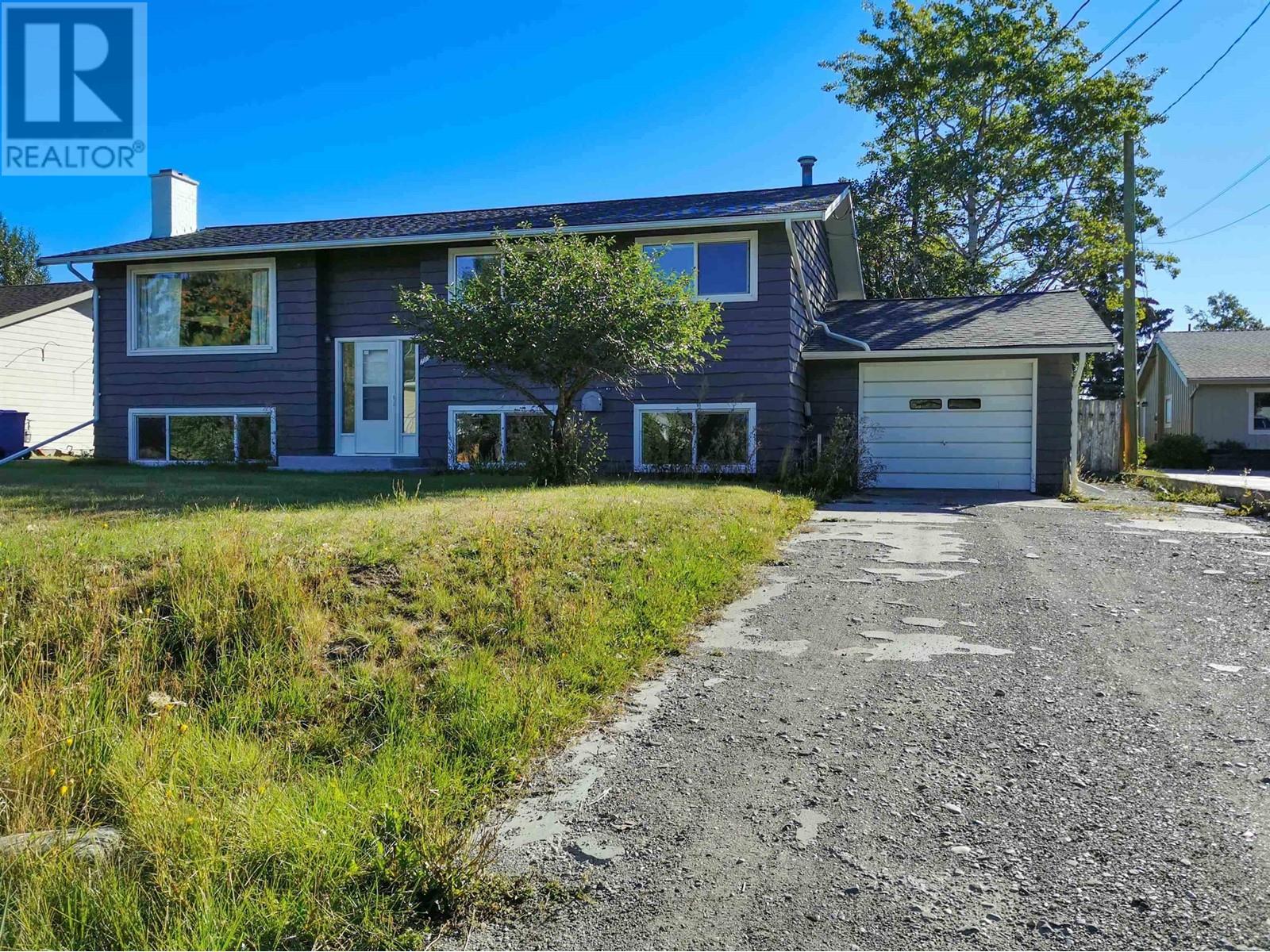 Property at 205 EVERGREEN CRESCENT image 1