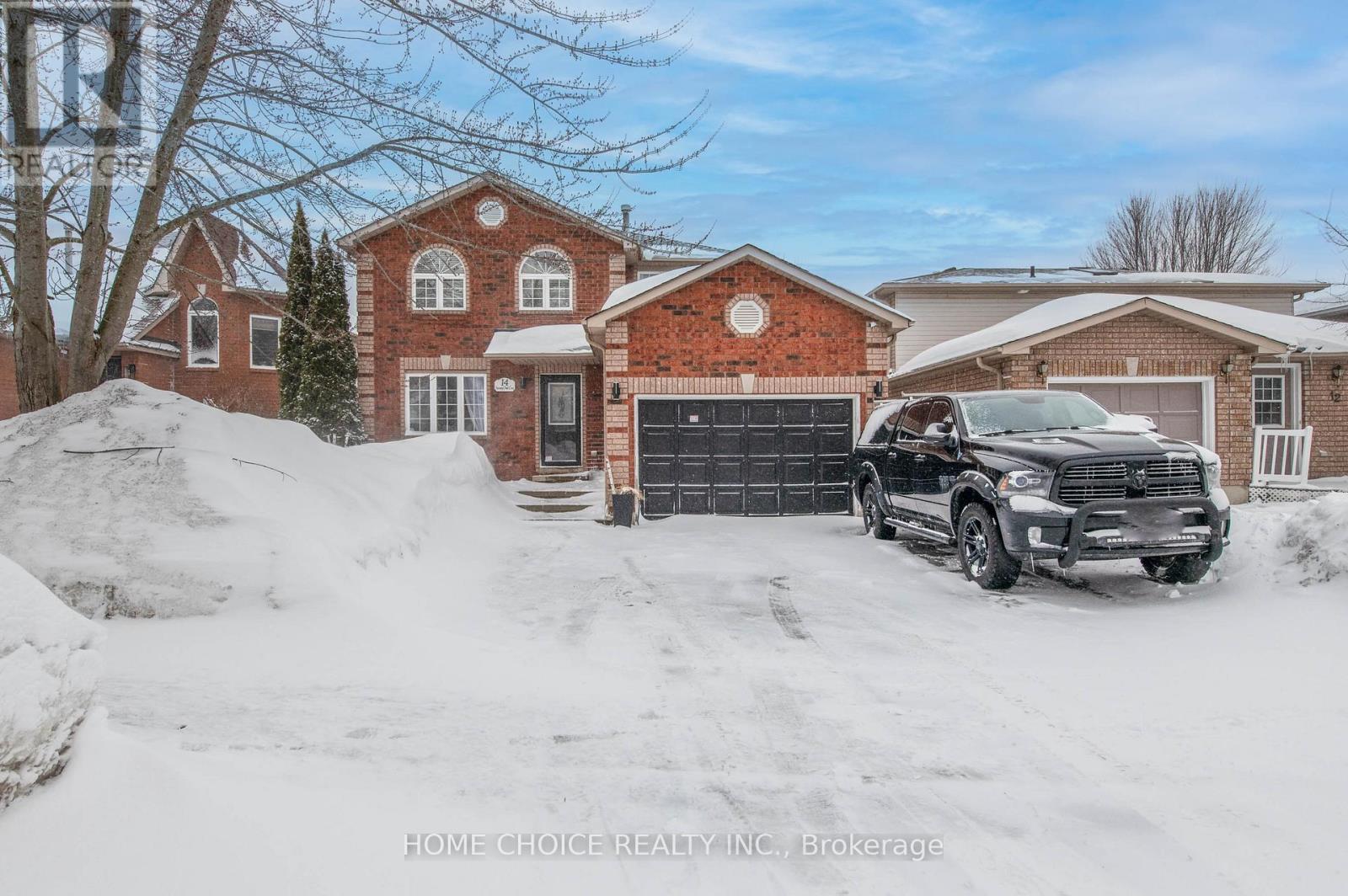 Property at 14 SNOWY OWL CRESCENT image 4