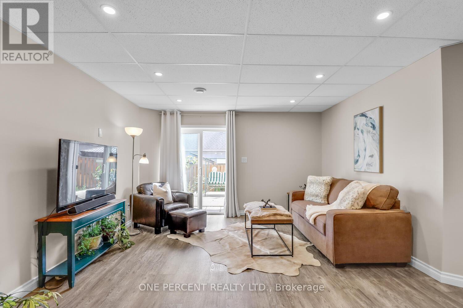 92 Lily Drive, Orillia, Ontario  L3V 7A8 - Photo 25 - S12013480