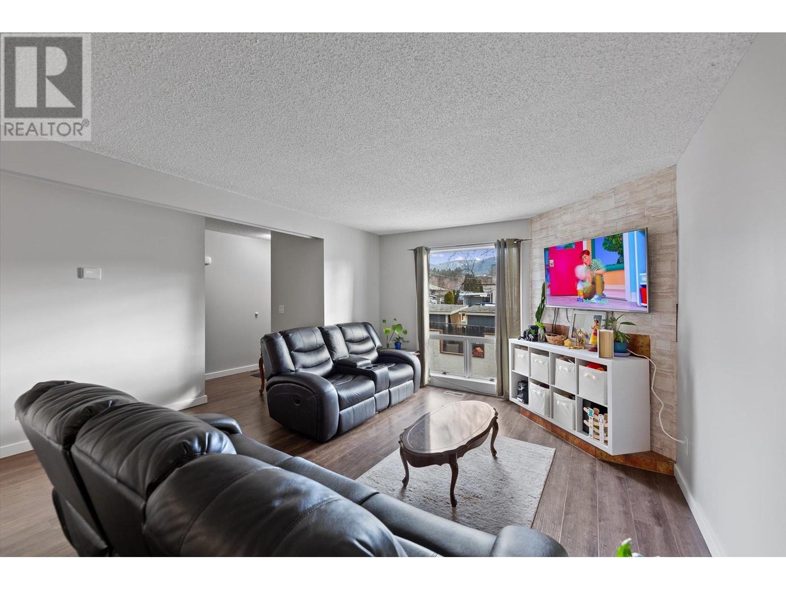 Property at 2100 43 Avenue Unit# 409 image 2