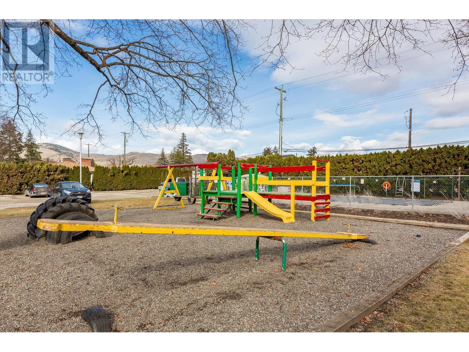 Property at 2100 43 Avenue Unit# 409 image 3