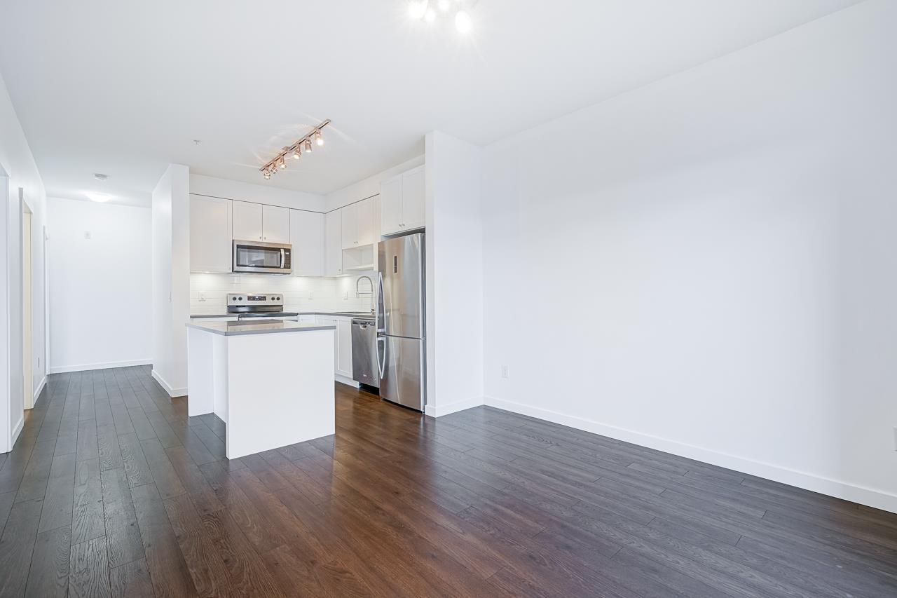 203 13628 81a Avenue, Surrey, British Columbia  V3W 3E2 - Photo 11 - R2976604