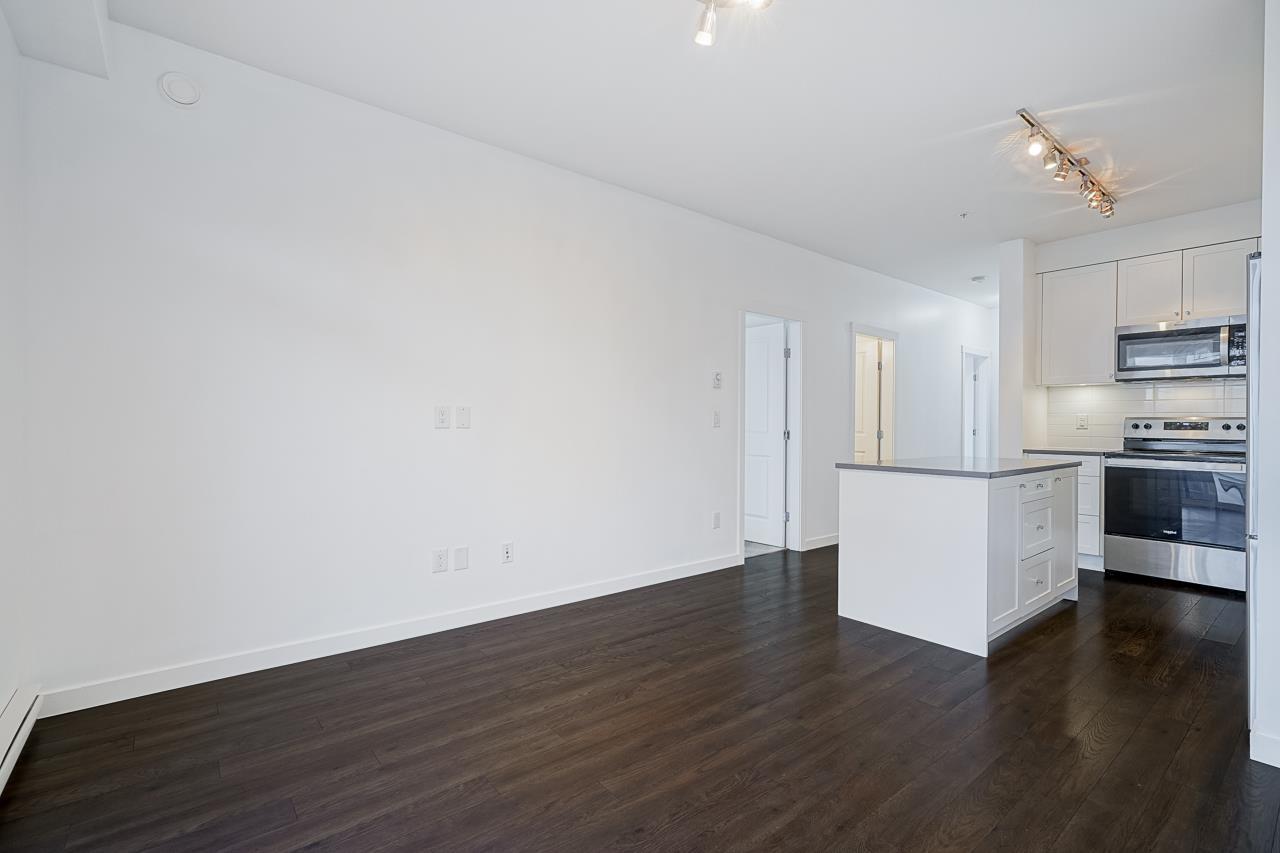 203 13628 81a Avenue, Surrey, British Columbia  V3W 3E2 - Photo 13 - R2976604