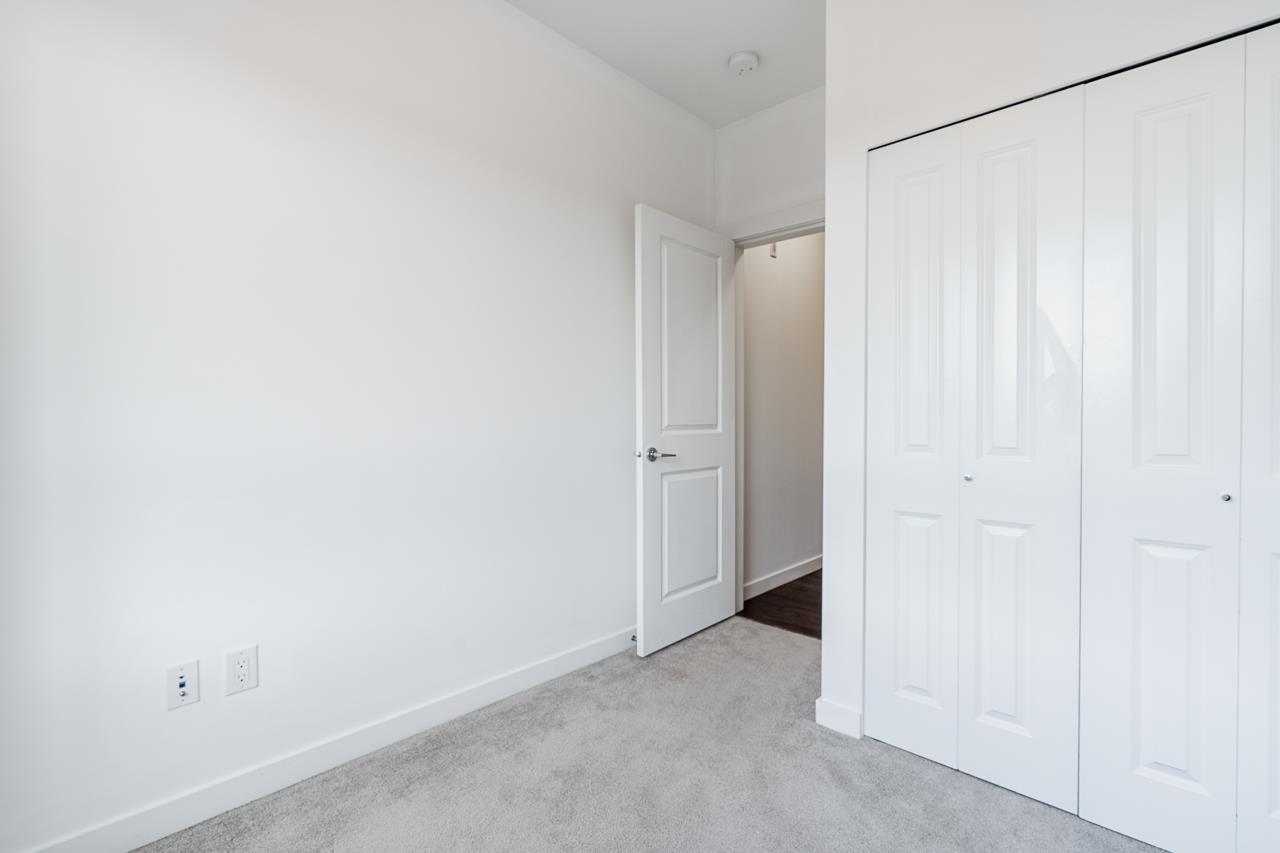 203 13628 81a Avenue, Surrey, British Columbia  V3W 3E2 - Photo 16 - R2976604