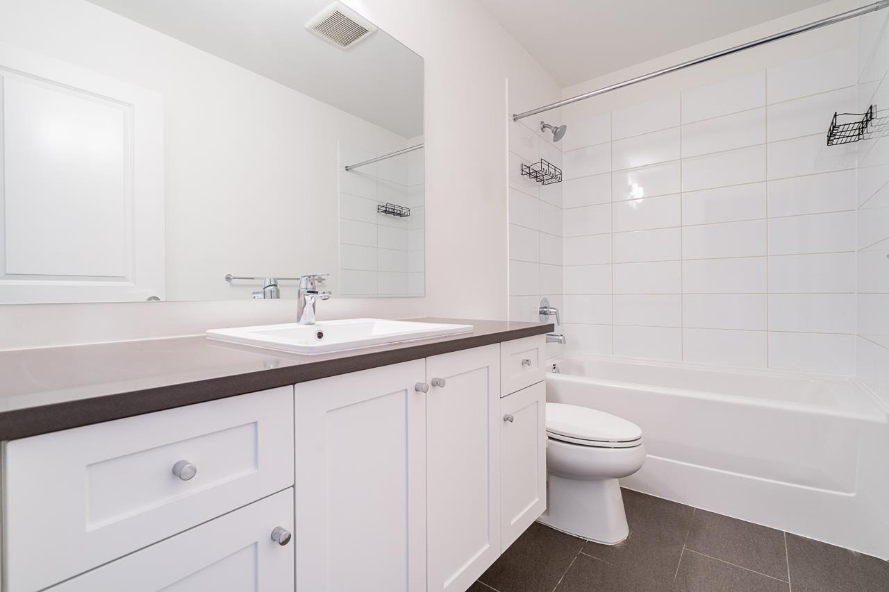 203 13628 81a Avenue, Surrey, British Columbia  V3W 3E2 - Photo 23 - R2976604
