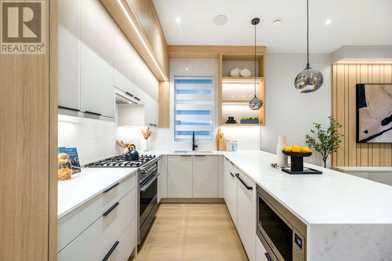 1 1426 E 54th Avenue, Vancouver, British Columbia  V5P 1Y1 - Photo 10 - R2956000