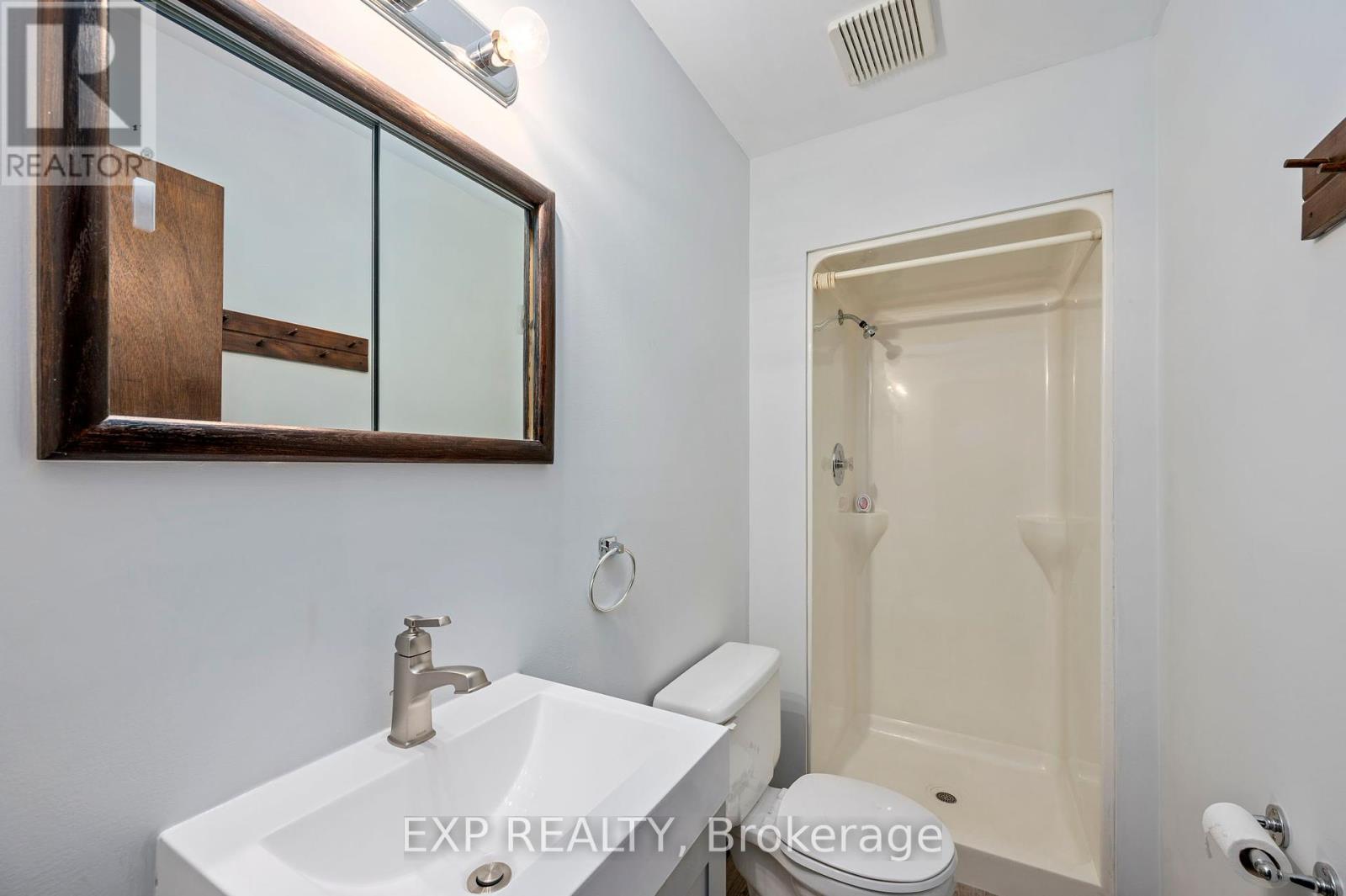 Photo 13 of 40 for 22264 Adelaide Street