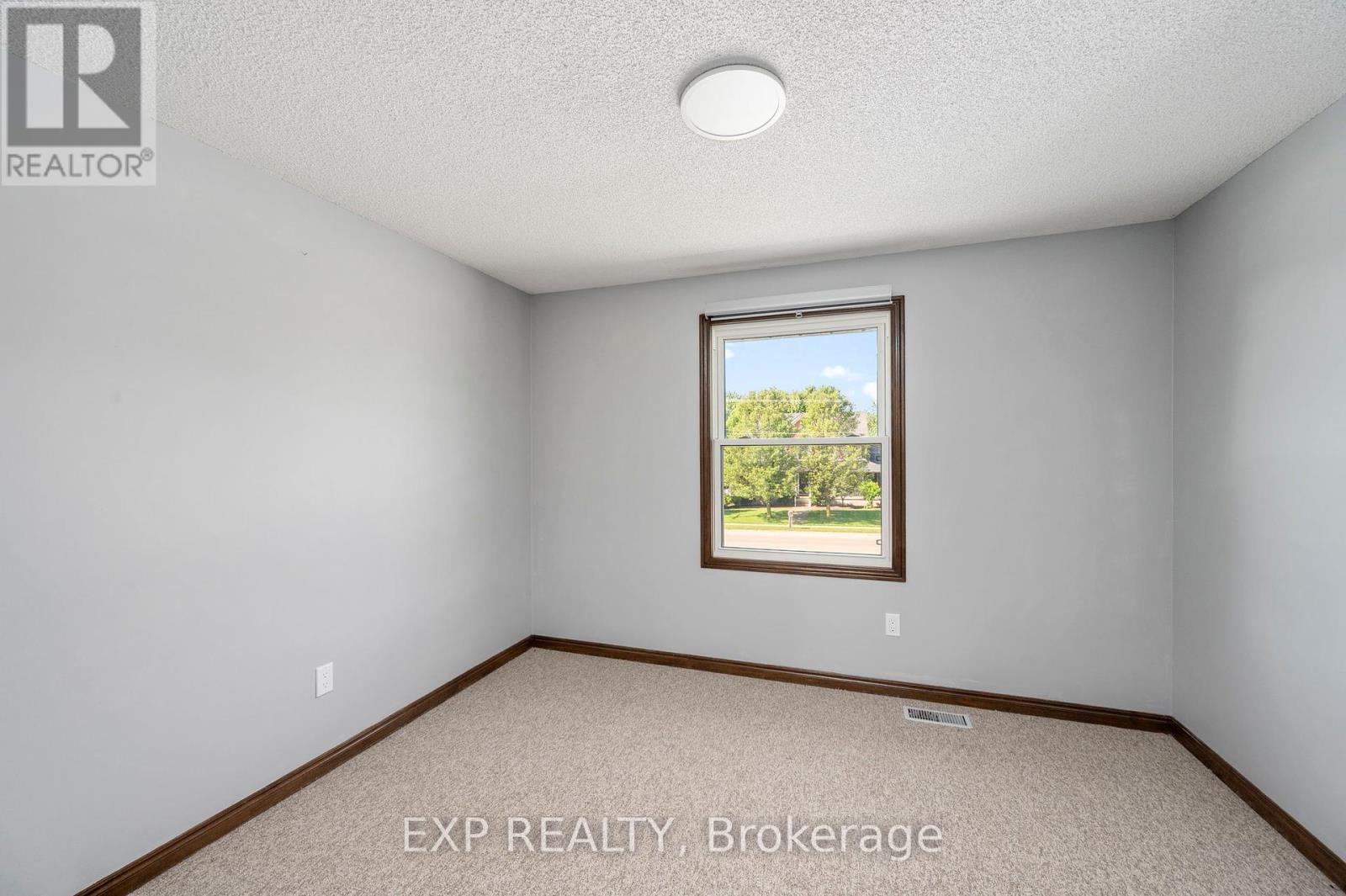 Photo 18 of 40 for 22264 Adelaide Street